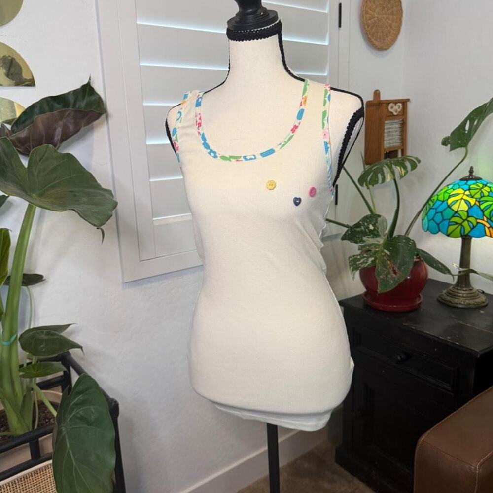 Vintage Y2K Cream Ribbed Floral Trim Novelty Button Tank Top L